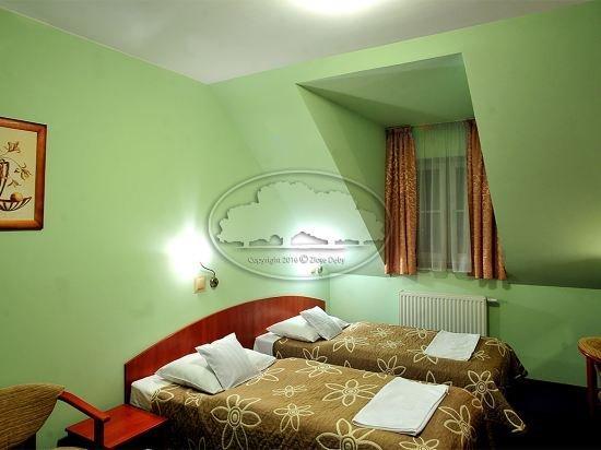 Hotel Zlote Deby وارسو المظهر الخارجي الصورة