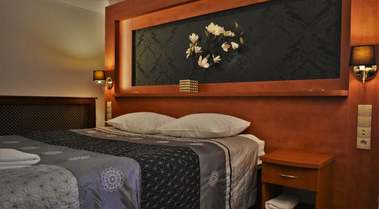 Hotel Zlote Deby وارسو المظهر الخارجي الصورة